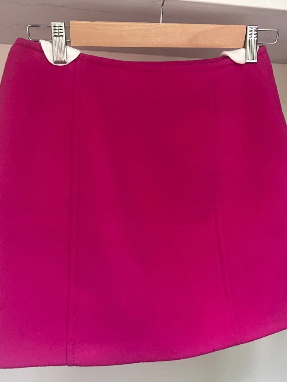 Prada Milano fuchsia  pink wool button skirt -The Angel Wears Prada! - Picture 9 of 9